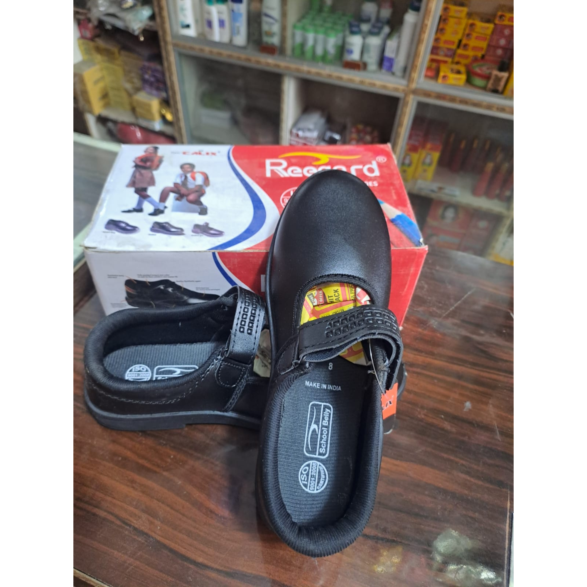 Reegard School Shoes For Girls In Black - Image 3